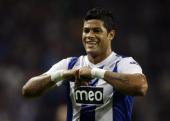 Chelsea smashes transfer records by Â£84M Hulk bid