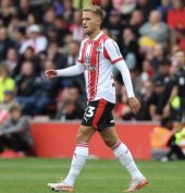 Aston Villa chase Brazilian attacker Léo Scienza