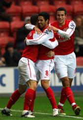 Arteta confident Arsenal will keep RvP