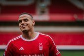 Chelsea & Arsenal want to sign Nottingham Forest star
