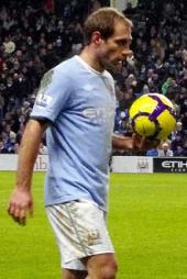 Manchester City defender Zabaleta commits future
