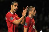 Rio Ferdinand stalls on Man Utd deal