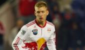 West Brom close in on Tim Ream move