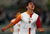 Aquilani staying at Roma