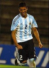 Barcelona want Garay