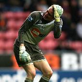 Sunderland chase Chris Kirkland