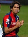 Borriello to stay at Genoa