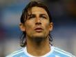 Gabriel Heinze talks with Everton