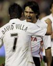 David Villa stays at Valencia