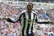 Ameobi staying at Newcastle