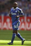 Asamoah stays at Schalke