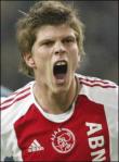 Huntelaar may stay at Ajax