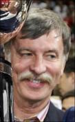 Kroenke happy with Arsenal