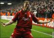 Benitez praises Kuyt