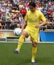 Villarreal move up to second