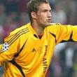 Stekelenburg stays at Ajax