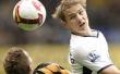 Everton prepare Pavlyuchenko loan offer